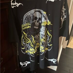 Men's Black Graphic Tee with Skull Design